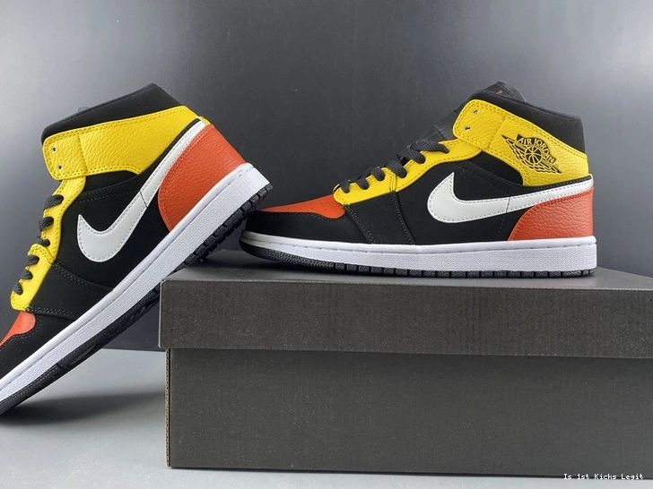 Jordan - Black Amarillo Orange 852542-087 1 Mid 1109
